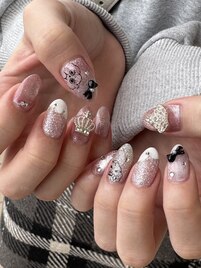 いつものネイルに推しを