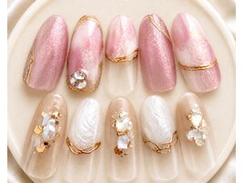 スペシャル定額￥8,499