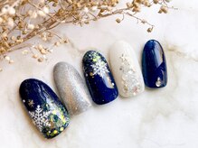 アミネイルズ(AmiNails)/雪の結晶クリスマスネイル♪