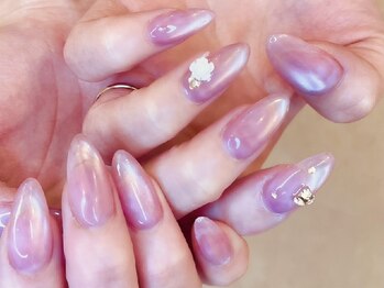 ユヅメ 銀座店(YUZUME)の写真/トレンド感あるネイルで可愛い！と言われる自慢の指先に♪落ち着いた可愛いを作れる大人可愛いデザインも◎