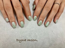 ホワイトミラー