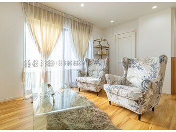 プリトリート(Pritreat)の写真/完全個室の一軒家エステサロンで癒しの時間を…♪お肌のお悩みに合わせてご提案◎