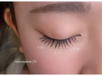 amii. 福岡博多店【まつ毛パーマ・パリジェンヌ・マツエク・LED・眉毛専門店】/フラットラッシュ[マツエク]