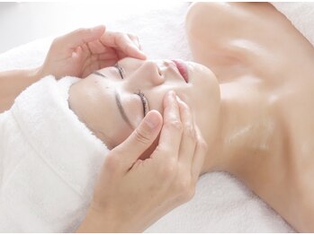 リプロ(RePro)/《STEP 6》小顔マッサージ2