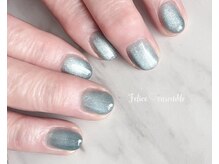 レヴリ(Reverie)の雰囲気（【人気NO.1】光の角度で輝く上品なマグネットネイル）