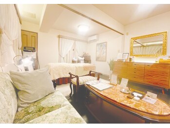 エルミオーレ(ELMIOLE)