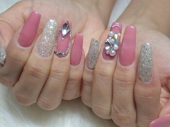 フェリーチェ(nail salon＆school felice)の写真/【地爪を一切削らず長さ出し】地爪が傷んでいる方やコンプレックスがある方でもスカルプネイルが叶います♪