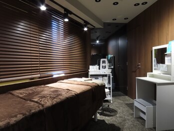 芯美 恵比寿店(shinbi)の写真/肌質改善を叶える贅沢フェイシャル。毛穴詰まり・角質・くすみ・ニキビ・乾燥など多様な肌悩みに対応！