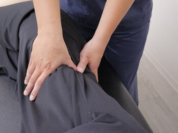 アクティブフィジオ 武蔵小杉の写真/【10:00～22:00の営業】お仕事やご予定の前後にも◎完全予約制&完全個室だからお子様連れ・ベビーカーOK!!