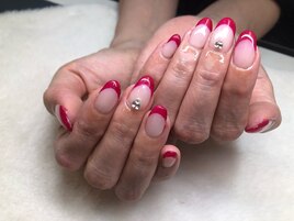 赤フレンチネイル