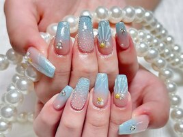 夏ネイル、ピクシー