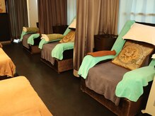 足楽館 石川町南口店の雰囲気（漢方の草木を使用した特性足湯付の足つぼで疲れもスッキリ解消！）