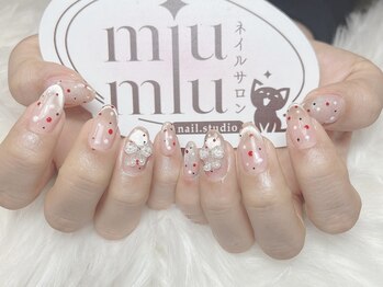 ミュウミュウ(miumiu)/冬×大人可愛いネイル