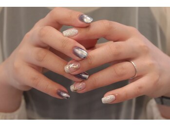 キラキラネイル