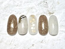 アヤ(AYA)/アーモンドチョコ風ネイル