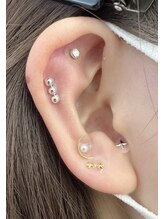 アイズ クリーム(Eyes Cream)/耳つぼジュエリー12粒コース☆。