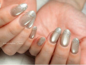 マグネット×フラッシュネイル