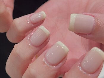 サイン(sin.)/同系色フレンチ