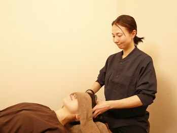 ここつ漢方薬店 二俣川院の写真/【新登場】ツボの専門家・鍼灸師によるドライヘッドスパ。PC・スマホ疲れを癒やし、質の高い休息を