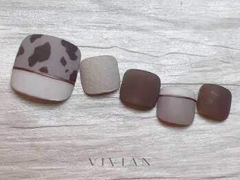 ヴィヴィアン ネイル(Vivian nail)/秋 アニマル ぷっち マット