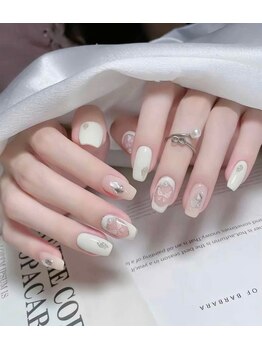 ヘブン ネイル 鶯谷(HEAVEN Nail)/ゴージャスで個性的なデザイン