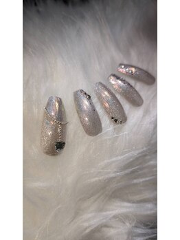 マグネットネイルデザイン