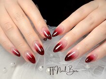 ティティネイルバー(T.T Nail Bar)/赤グラデーションネイル
