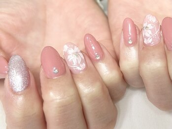ビューティーサロン クリスタル(Beauty Salon Crystal)の写真/【まつげと同時施術可能】お手元キラキラ＊丁寧なカウンセリングと技術で大人可愛い指先を叶えてくれる…☆