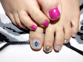 ジジ ネイル(ZIZI NAIL)/フットネイル