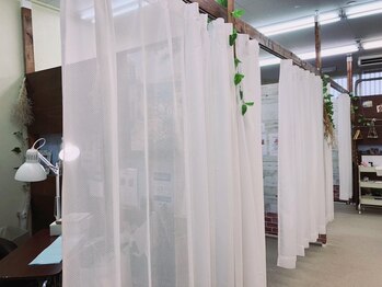 カーリーネイル 豊見城 那覇店(carlynail)/個室の施術スペース