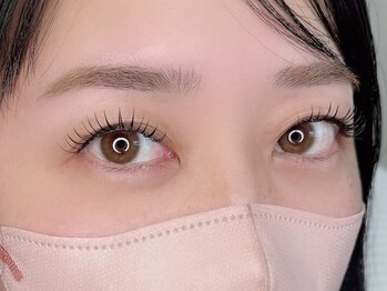 ビビッド(vivid)の写真/【判田】LEDライトでエクステをつけていく新技術!マツエク持続力1.5倍★最先端技術LEDエクステ80本/5400yen