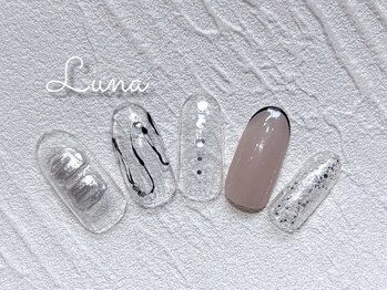 ネイルアンドまつ毛エクステ ルーナ イオンモール東久留米店/オータムボード 7800円