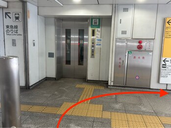 ココ(COCO)/道順10（グリーンライン使用時）