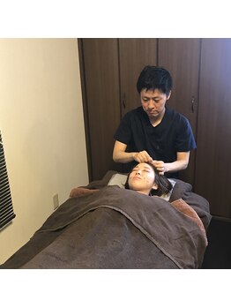 フィットジユウガオカ(Fit_Jiyugaoka)/美容鍼の様子(小顔・美容鍼)