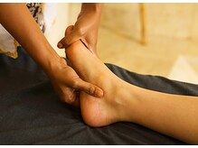 展望露天風呂さつま乃湯ボディケアの雰囲気（足裏を中心に反射ゾーンを刺激してむくみをとります◎）