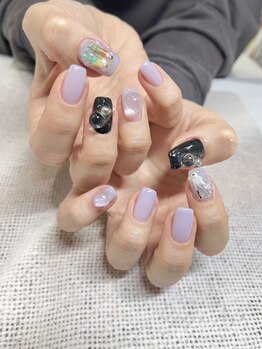 ネイルズシャトン/個性派デザイン!