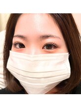 モナ(MoNa)/まつ毛パーマ/クレセントムーン