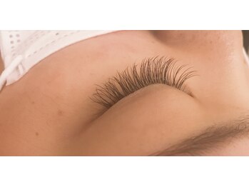 フリルアイビューティ 豊中店(Frill Eye Beauty)/