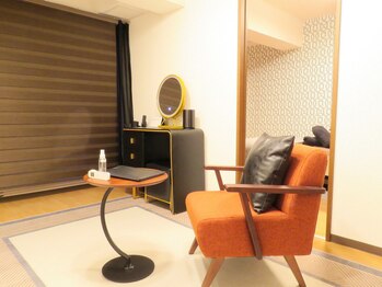 ロイヤリティ(ROYALTY)/カウンセリング&パウダースペ-ス