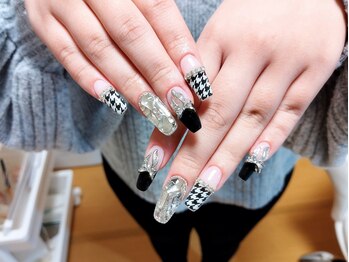 ダイアネイルサロン(DI'Aネイルサロン)/持ち込みやり放題