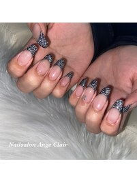 フレンチネイル