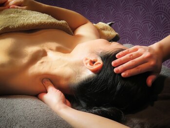 リラクザライズ(RELAK THE RAIZ)の写真/デスクワーク/立ち仕事/家事/育児などで溜まった疲れを丁寧にほぐします☆圧巻の匠な技で疲れにアプローチ!