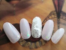 ネイルサロンアンドスクール アイビー(IVY)/控えめなキラキラ感が可愛い