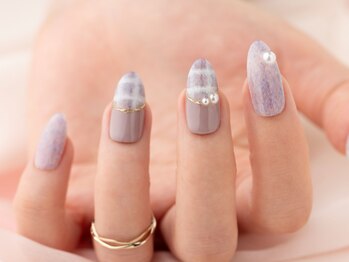 ヴァンネイル みなとみらい馬車道(VINGT NAIL)/もけもけ×チェック