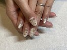 キラキラニュアンスネイル