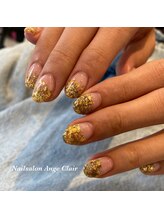 アンジュクレール(Ange Clair)/金箔ネイル