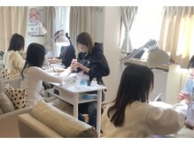 リノリー 仙台駅西口店(rinory)の雰囲気（お喋りしながら◎動画を見ながらの施術もOKです！）