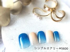 自由自在な配色ネイル