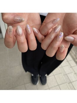 プリズム(PRISM)/シンプルキラキラネイル