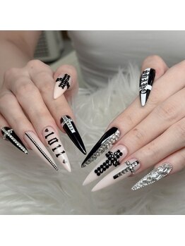 ハニ(Hani)/十字架ネイル［持ち込み］